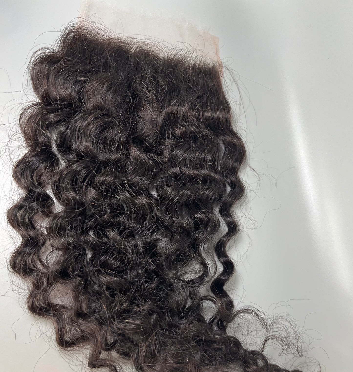 Curly closure
